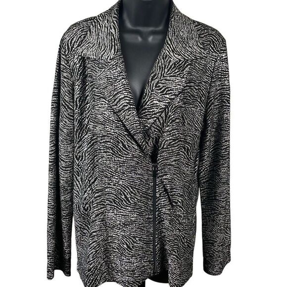 Chico's black and silver metallic tiger print asymmetrical zip front jacket sz 1 - Picture 1 of 16